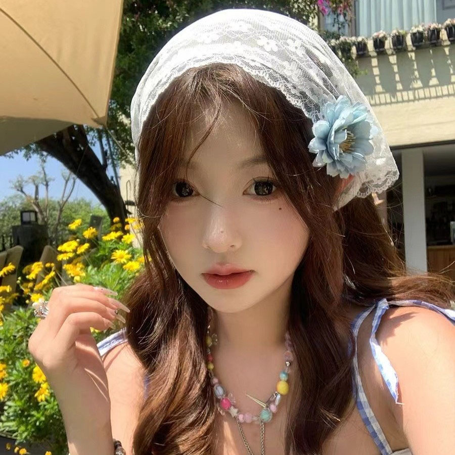 ผ้าพันคอสามเหลี่ยมลูกไม้สีขาว  - Women Accessories Photos บทวิจารณ์และราคา